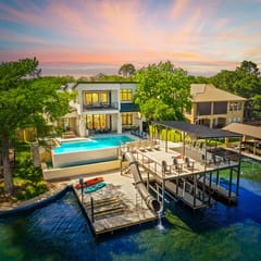 Highland Harmony, Infinity Pool, Hot Tub, Kayaks