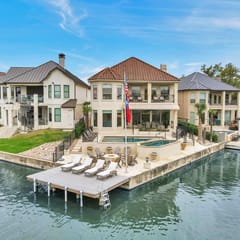 Diagonal Dreams Lake House | Concierge Services