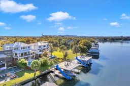 Lakeside 499 | Concierge Services - Image 3