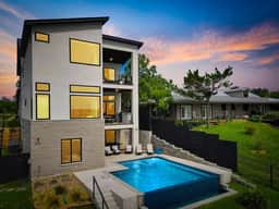 The Escape at 212 | Concierge Services | Promos Available - Image 4