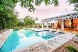 Blister Gold Hideaway | Concierge Services - Image 3