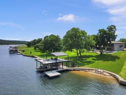 The Retreat on Lakeshore | Concierge Services - Image 2