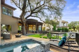 Boaters and Golfers Dream Luxury Lakeside Villa - Image 5