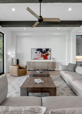 Spacious lakefront home set up for a large gathering