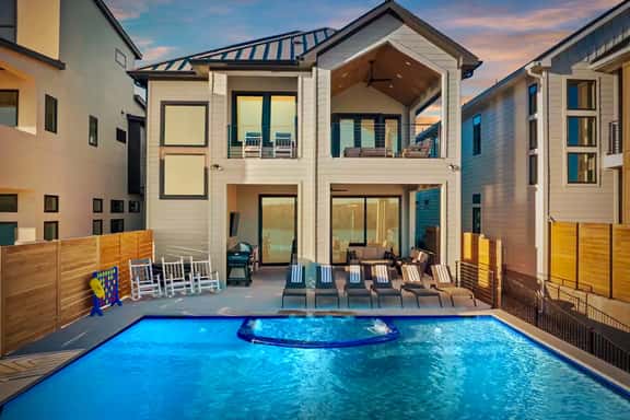 Wave on Wave Haus | Concierge Services - Image 1