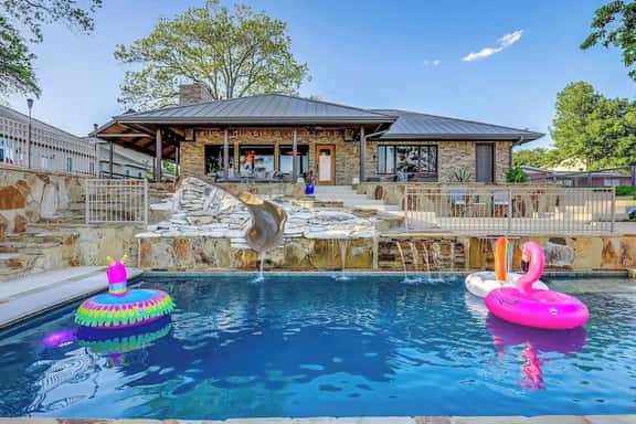 Good Vibes on Bluebonnet | 2 Pools, Waterslide & Boat Dock - Image 1