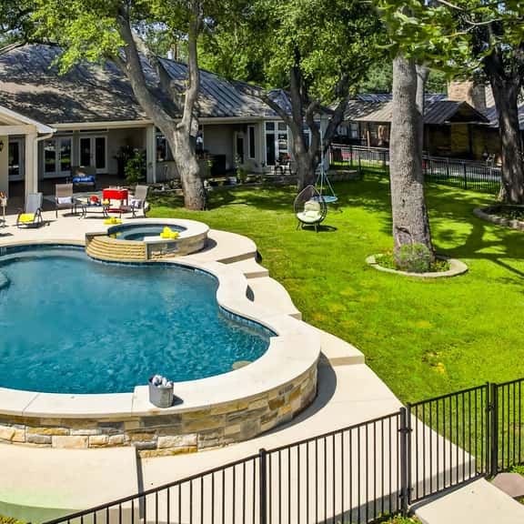 Bluebonnet Retreat Haven | Concierge Services - Image 1