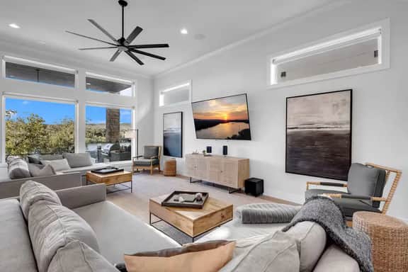 Waterside 508 | Concierge Services - Image 3