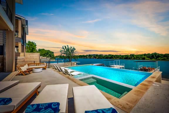 The Enclave | Kid's Play Zone | Game Room | Infinity Pool + Spa | 9 Mi to Winery - Image 2
