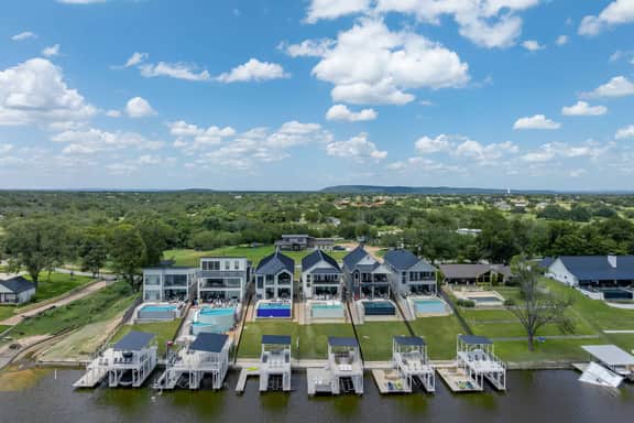 Sunset Oaks Estate I with Infinity Pool - Image 5