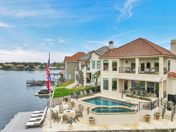 Diagonal Dreams Lake House | Concierge Services - Image 2