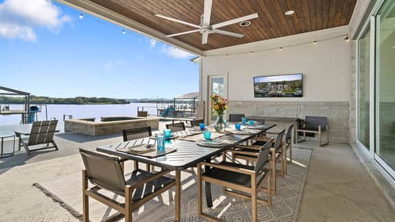 Side by Side Lux Homes } Concierge Services - Image 5