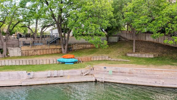 Lake Marble Falls Waterfront | House | Wet Slip | Huge Yard - Image 2