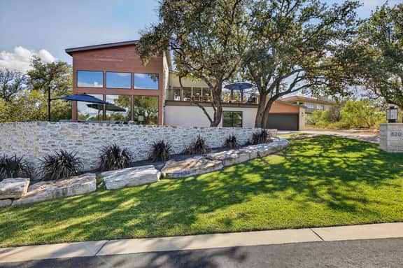 The Arrow Collection | 30 Night Plus Rental - Image 2