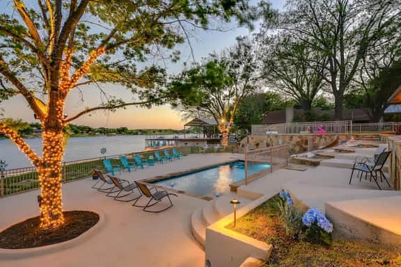 Good Vibes on Bluebonnet | 2 Pools, Waterslide & Boat Dock - Image 3