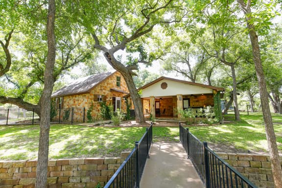 Creek Haven Getaway | Concierge Services - Image 1