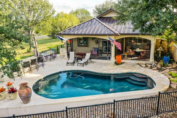 Golf Course House and Concierge Services - Image 1