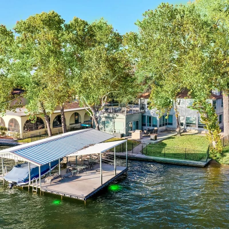 Deep Cove Getaway | Concierge Services